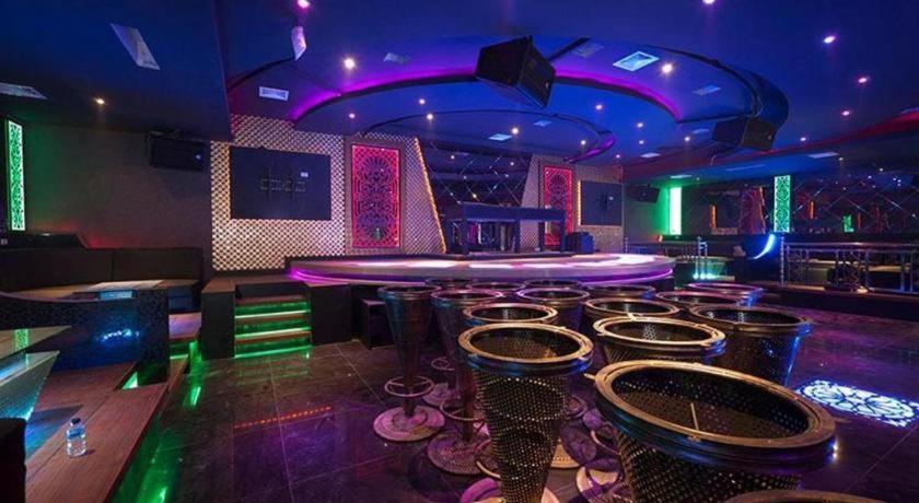 Hotel New Hollywood
