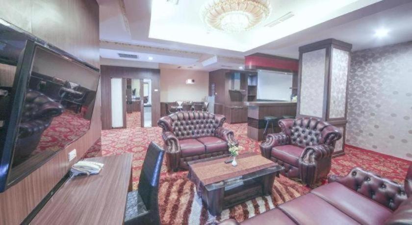 New Hollywood 3* Pekanbaru
