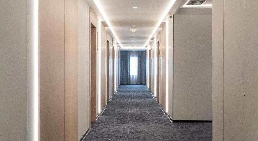 New Hollywood Hotel 3*