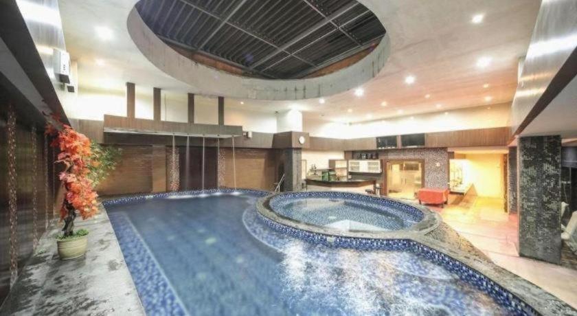 New Hollywood 3* Pekanbaru